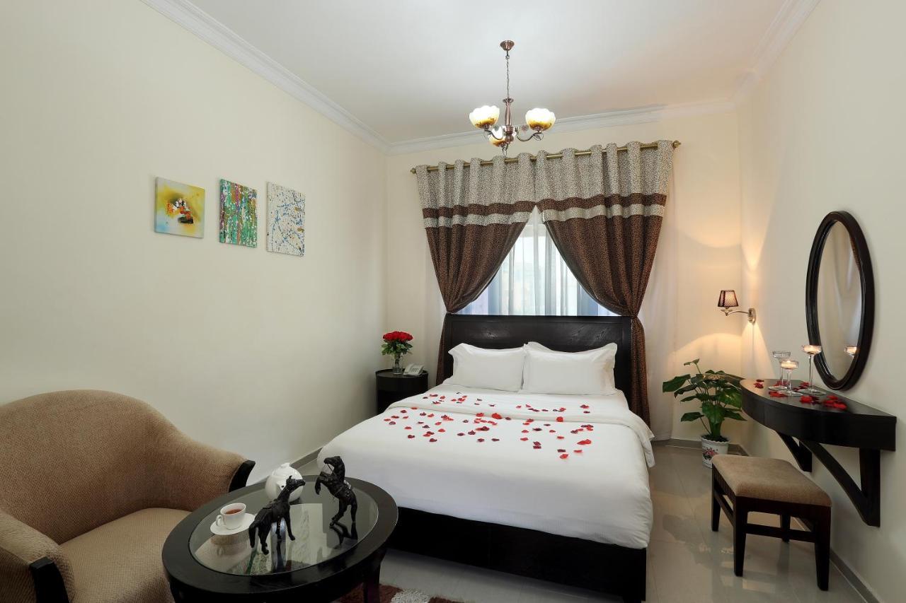אג'מן Al Smou Hotel Apartments - Maha Hospitality Group מראה חיצוני תמונה